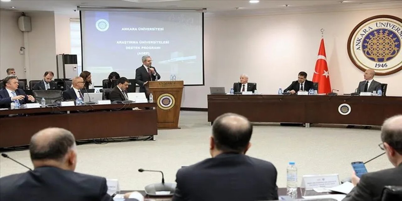 YÖK, araştırma üniversitelerinde proje yürüten akademisyenleri dinledi