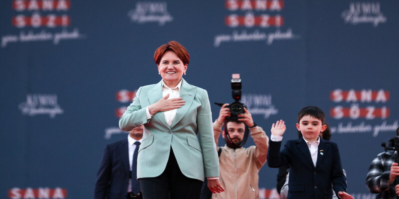 Meral Akşener İstanbul’da: “Bize Sövmek Yerine Sorgula Bakalım, Bu Bir Milyar Dolar Kimin Cebine Girmiş?”