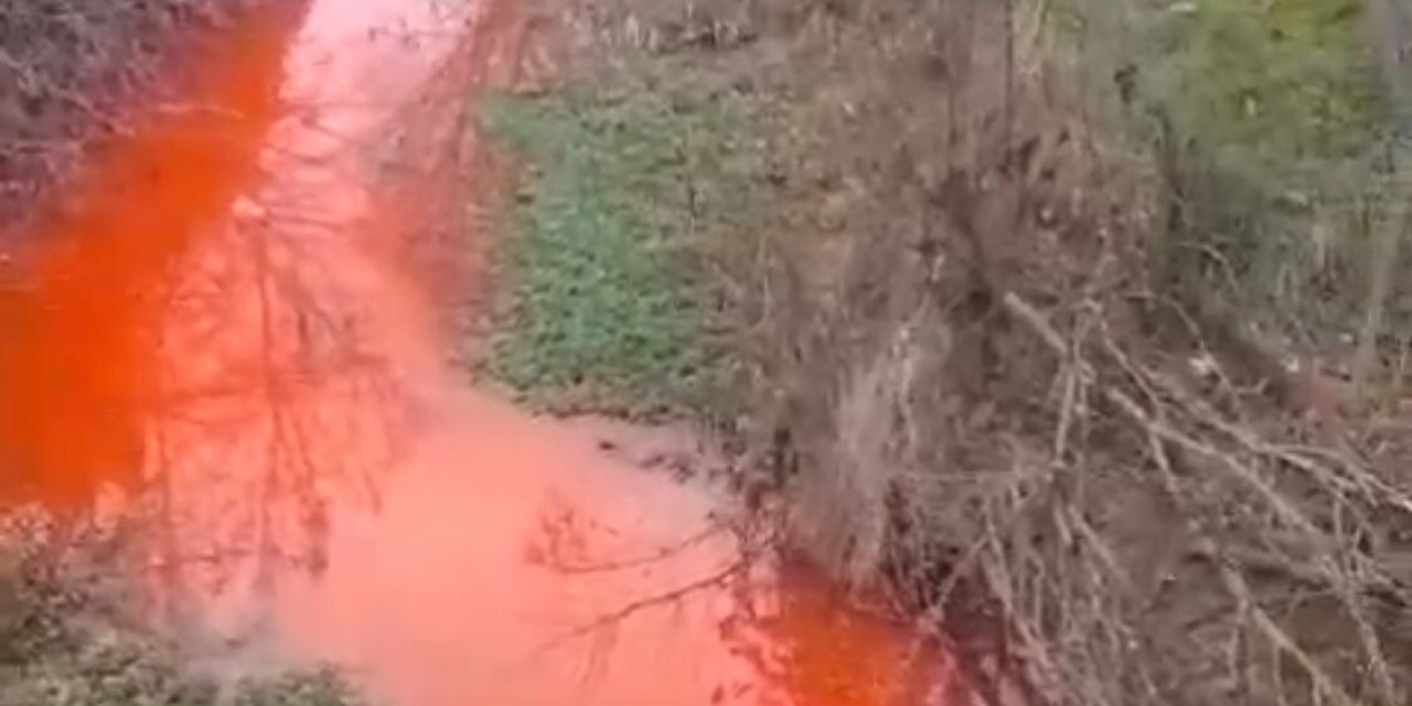 Bursa'da Demirtaş Deresi, Kimyasal Atıklar Nedeniyle Turuncuya Döndü