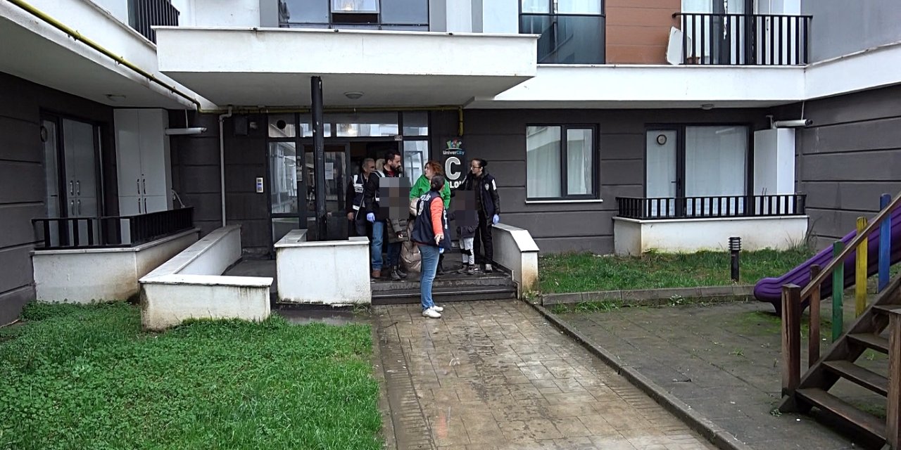 Düzce'de Fuhuş Operasyonunda 5 Gözaltı; Evini Günlük Kiraya Verene 600 Bin Tl Ceza