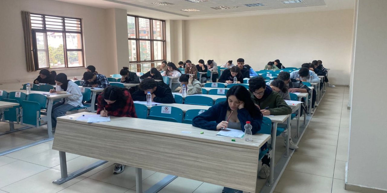 "YKS Tam Prova”nın İlk Aşaması Rize'de Tamamlandı