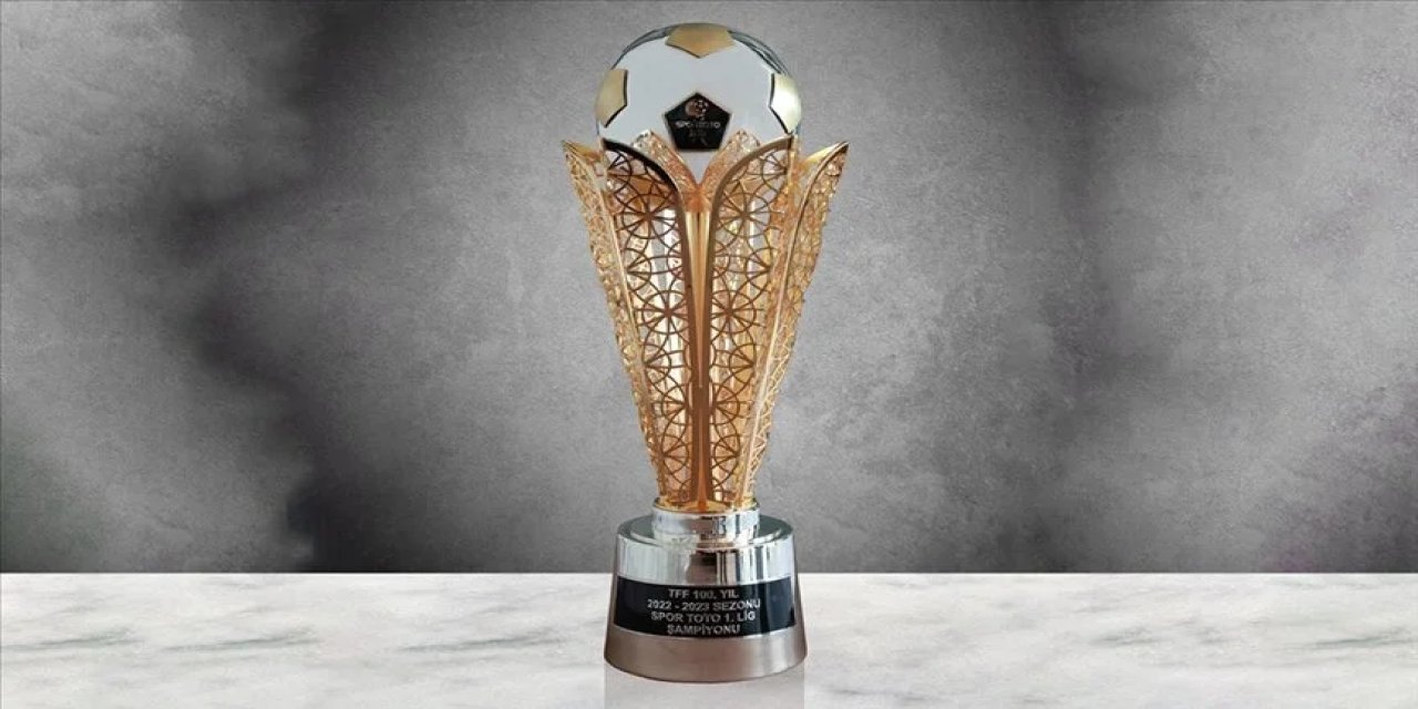 TFF, kuruluşunun 100. yılı nedeniyle yeni şampiyonluk kupaları tasarladı