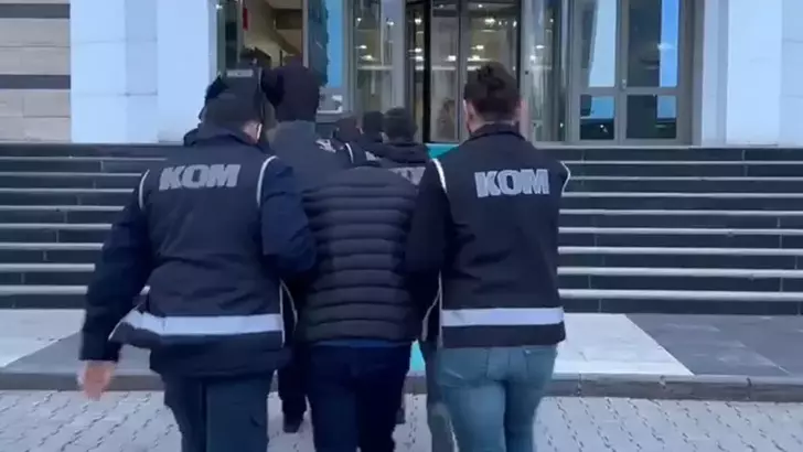 Bitlis'te 'tefeci' operasyonu: 48 gözaltı