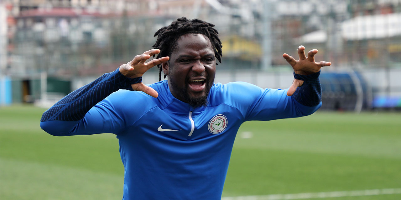 Çaykur Rizesporlu Akintola: "Samsun'a üç puan almak için gideceğiz"