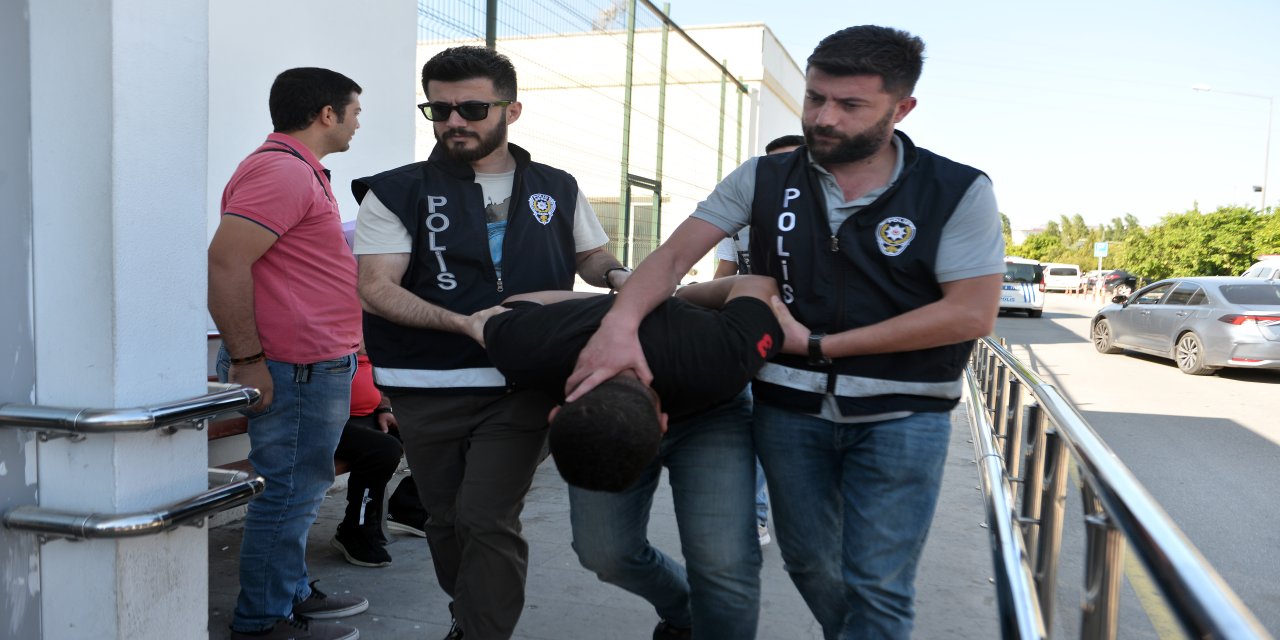 Baba ile 8 yaşındaki oğlunu vurdular; ‘Sırada 6 kişi daha var’ tehdidi