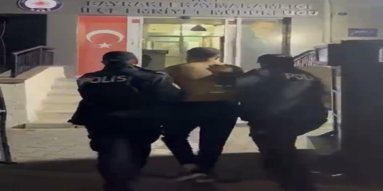 Eski eşine ve polise bıçakla saldırdı; yakalanma anı kamerada