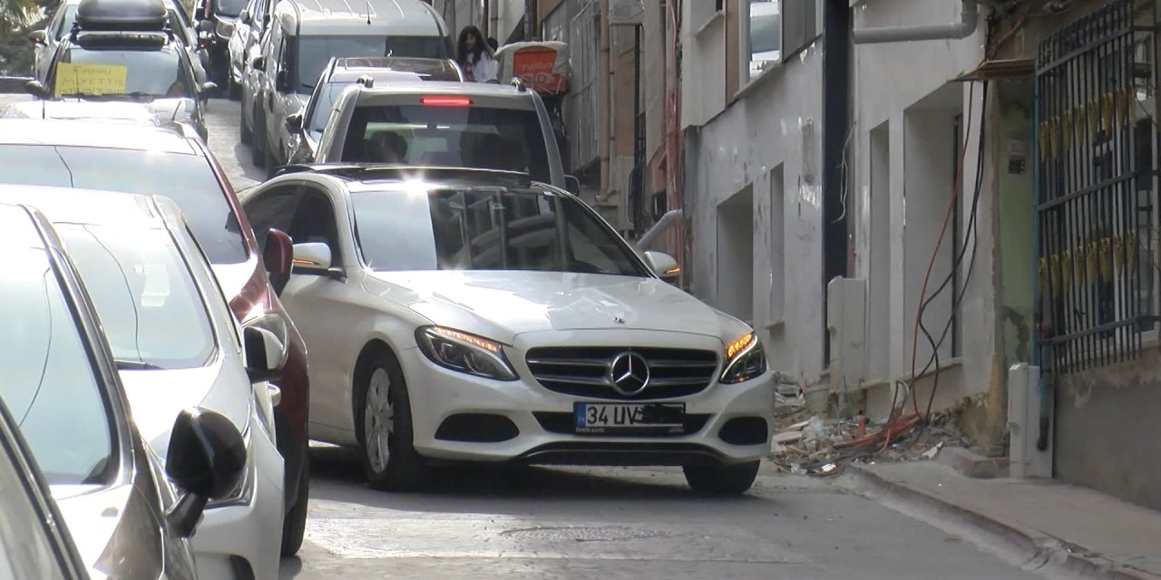 Esenler 55. Sokakta Sürücülerden "Fahri Müfettiş" Protestosu