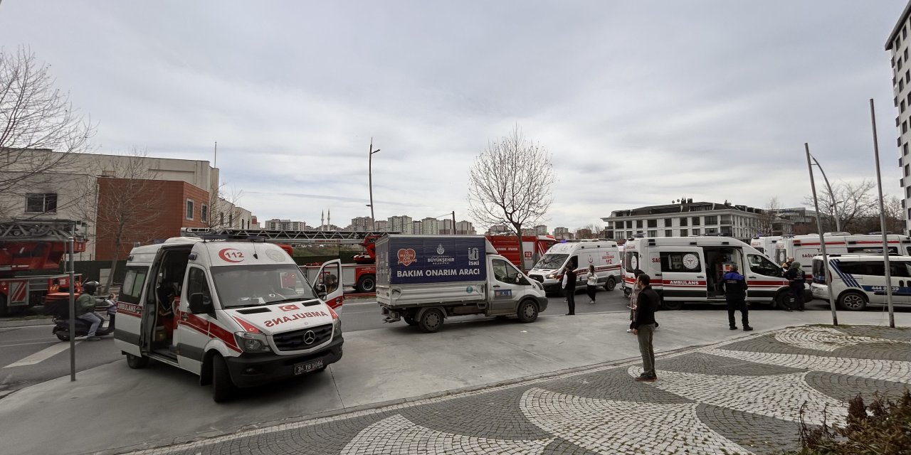 (Geniş Haber) Beylikdüzü'nde Çocuk Destek Merkezinde Yangın