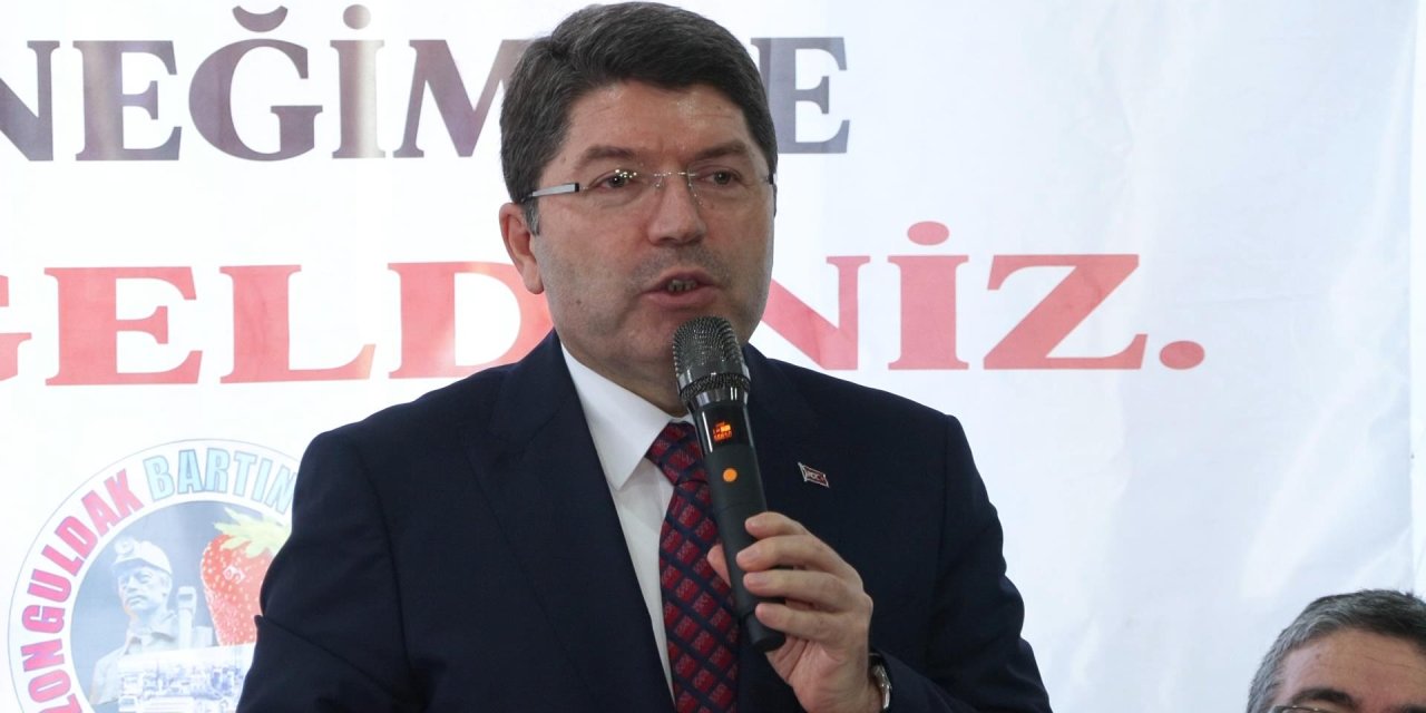 Adalet Bakanı Tunç Esenyurt'ta Hemşeri Buluşmasına Katıldı