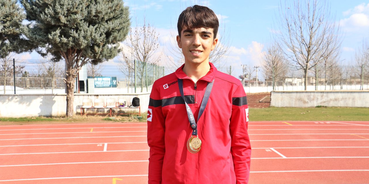 Diyarbakır Dünya Şampiyonu Hemşehrisini Örnek Aldı, 3 Bin Metre Yürüyüşte Altın Madalya Kazandı