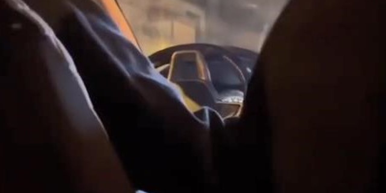 Beşiktaş'ta Taksimetre Açmak İstemedi; Müşterileri Araçtan İndirdi