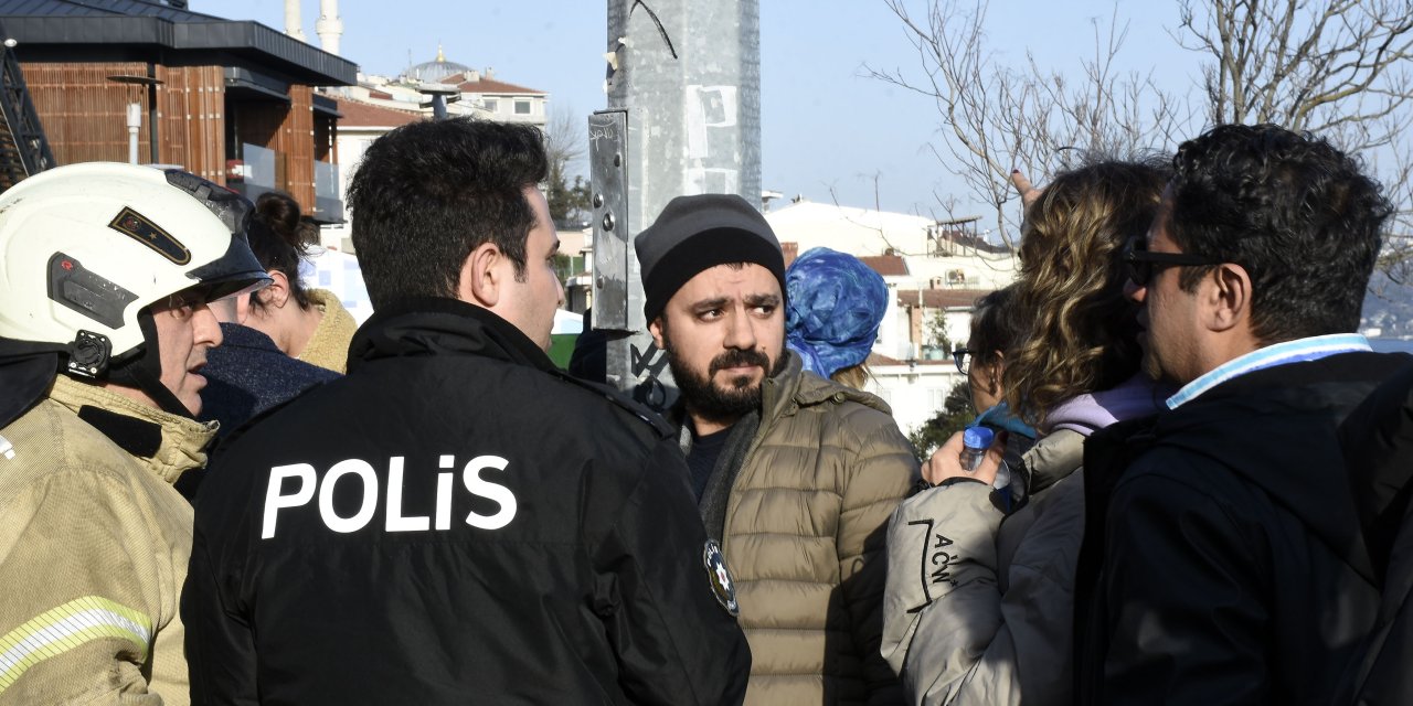 Beyoğlu'nda Cami Lojmanında Yangın