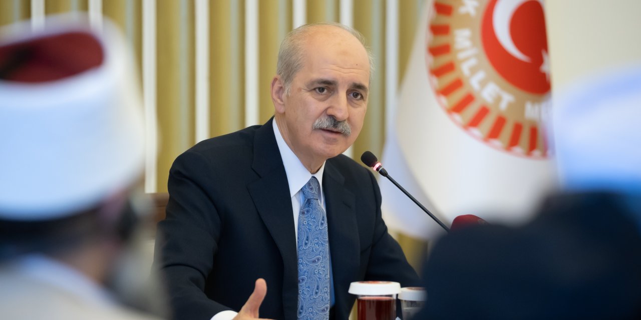 Kurtulmuş: İslamofobiyi Üreten Merkezler, İslam Düşmanlığını Bir Araç Olarak Kullanıyorlar