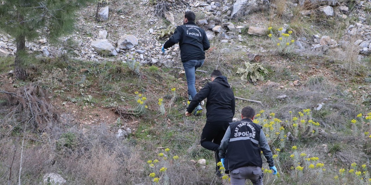 Yürüyüşe Çıktığı Ormanda Kaybolan Ptt Çalışanının Cansız Bedeni Bulundu (2)
