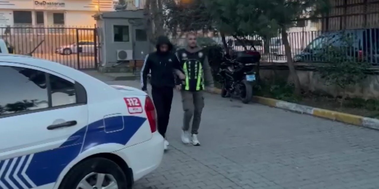 Ataşehir'de Makas Atarak Trafiği Tehlikeye Sokan Sürücüye Ceza