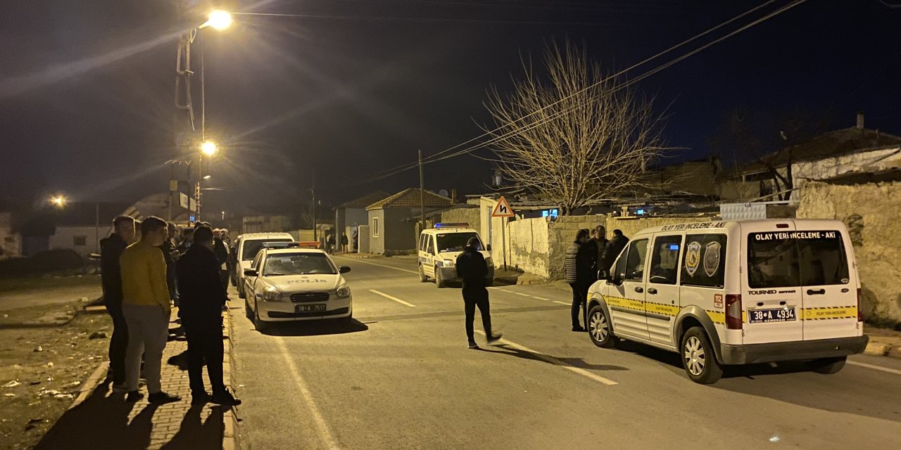 Ailesiyle Tartışırken Kazara Kendini Vurdu