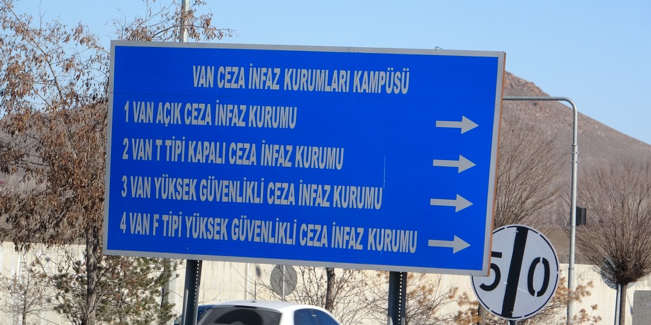 Adnan Oktar, Van'a Getirildi