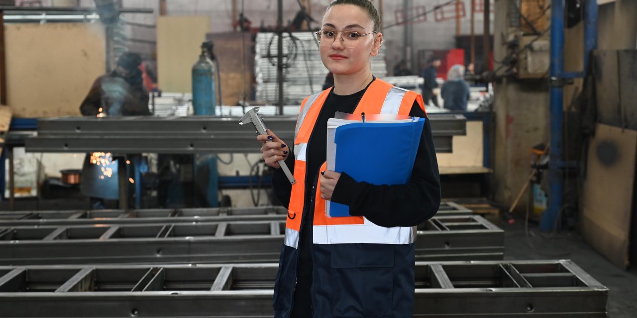 Sanayide Ara Eleman Sorununa Kadın Çözümü