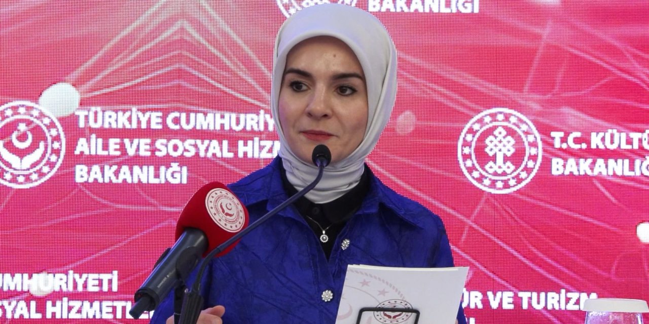 Aile Bakanı Göktaş: Toplumu Bütün Kılan Yapımların Ekranlarda Yer Almasını İstiyoruz