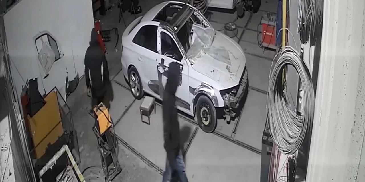 İş Yerlerinden Çaldıkları Elektronik Eşya Ve Çelik Kasayı, Çalıntı Araçlarla Götürdüler