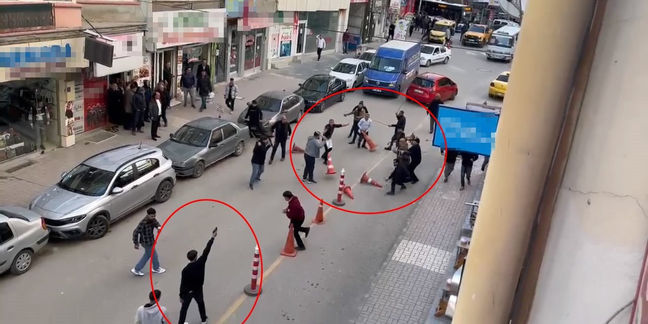Elazığ'da Silah, Bıçak, Tabure Ve Duba Kullanılan Kavga Kamerada; 6 Tutuklama