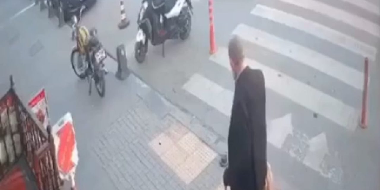 Üsküdar'da Motosiklet Kazası Kamerada