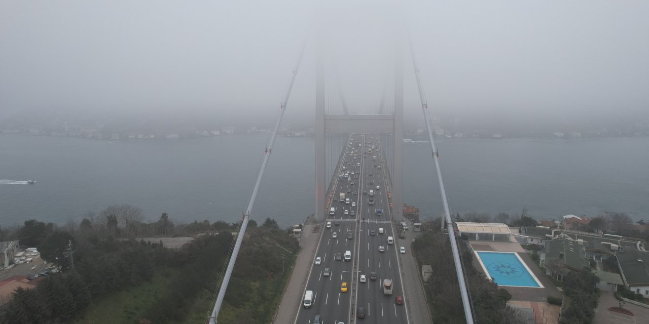 İstanbul'da Sis Havadan Görüntülendi