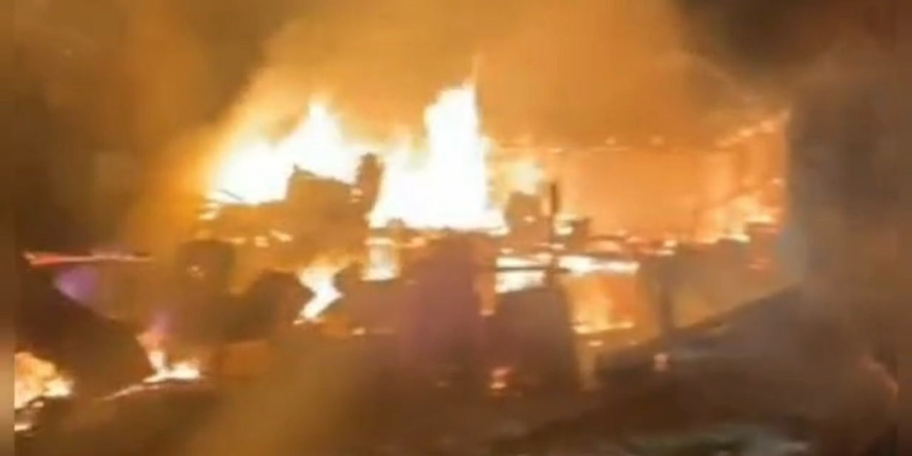 Yangına Uykuda Yakalanan Aile, Ekipler Tarafından Kurtarıldı