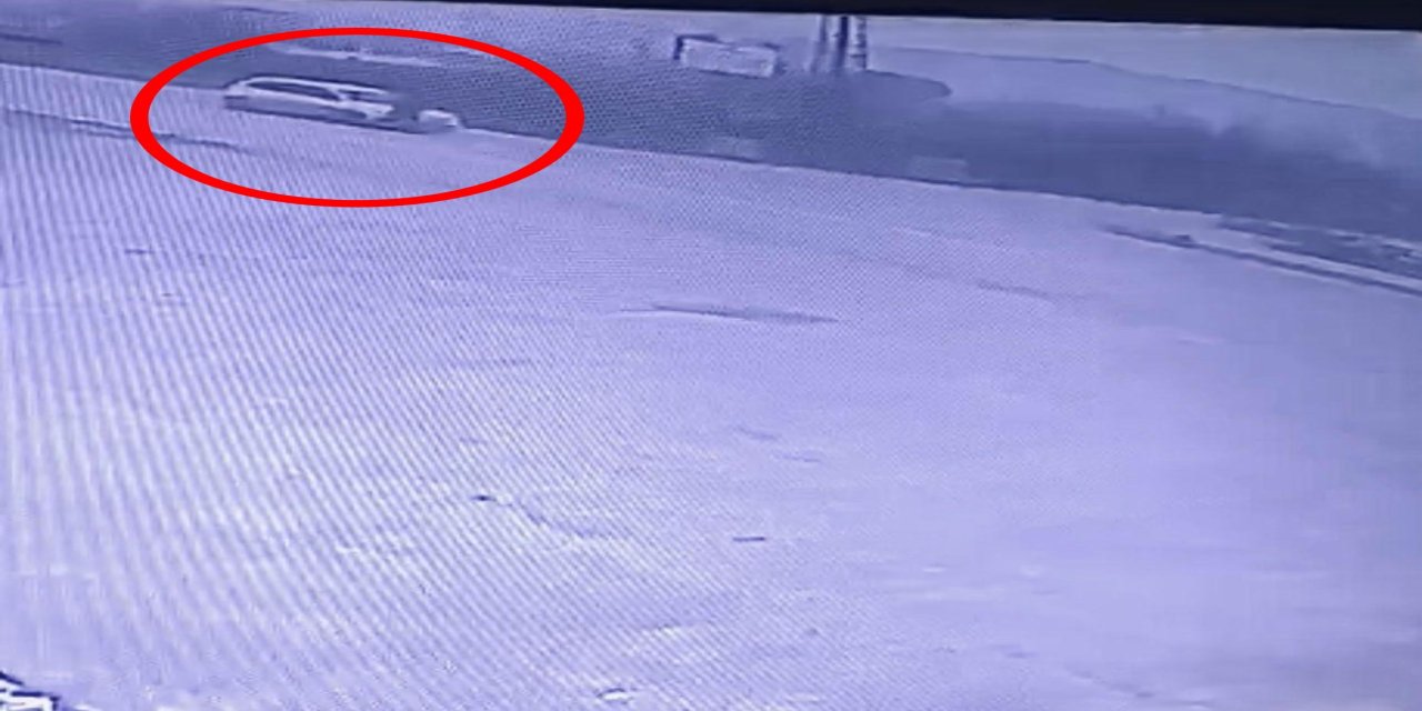 Otomobilin Çarptığı Yaya Öldü; Kaza Kamerada