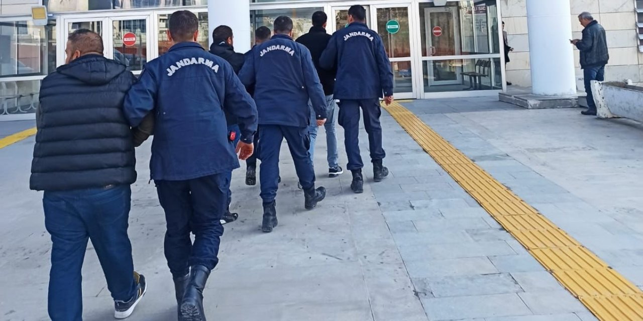 Elazığ’da, 1’i Deaş Üyesi 15 Firari Hükümlü Tutuklandı