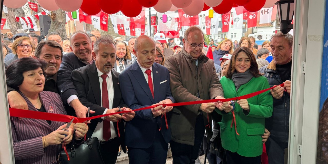 Chp’li Öztrak: İnsanların Yaşam Standartları Geriye Gidiyor