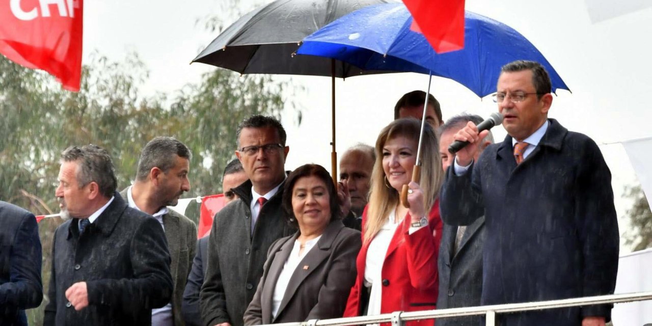 Özgür Özel: Emekliyle Çalışanı Karşı Karşıya Getirmeye Çalışıyor (2)