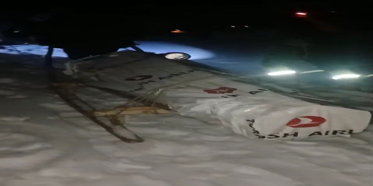 Yol Kardan Kapandı, Kızağa Konulan Cenaze 3 Kilometre Çekilerek Köye Götürüldü