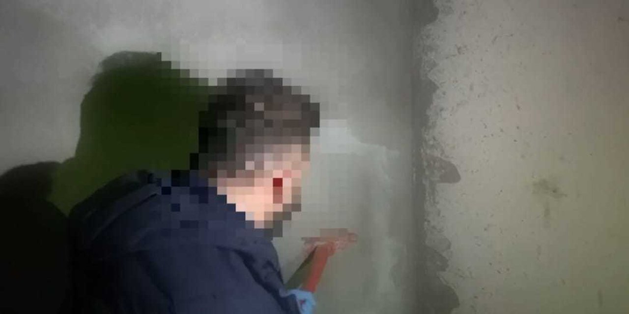 Balyoz İle Kırılan Duvarın İçerisindeki Gizli Bölmede Silah Yapımında Kullanılan Malzemeler Ele Geçirildi