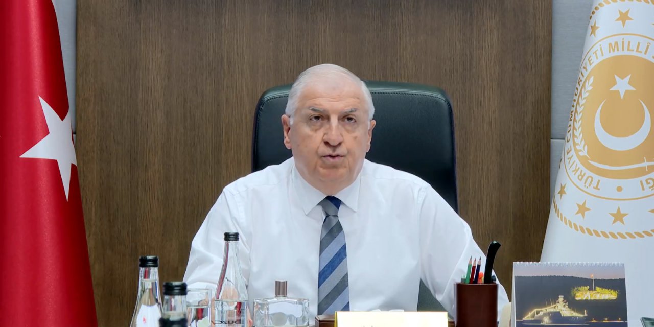 Bakan Güler, Birlik Komutanları İle Toplantı Yaptı