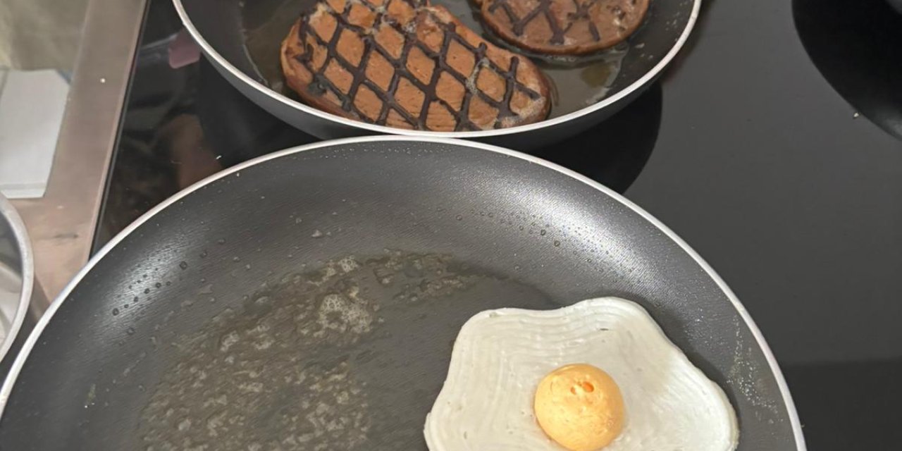 Protein Tüketemeyen Hastalar İçin Bitkisel Kaynaklı Yumurta Ve Et