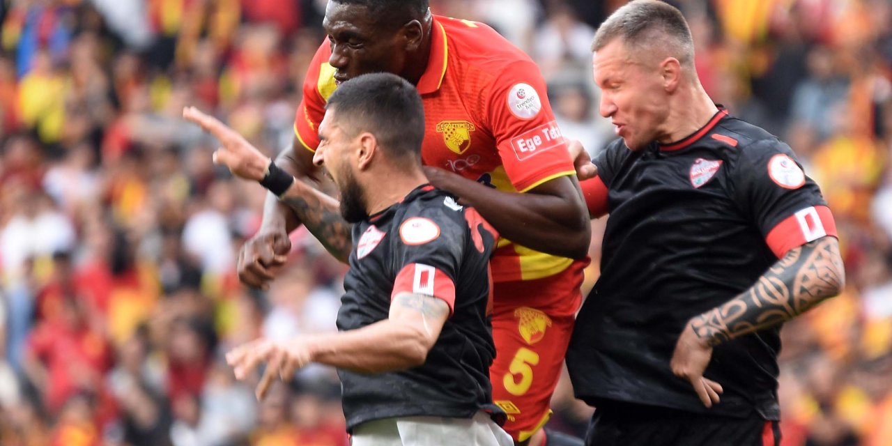 Göztepe Defansı Geçit Vermiyor