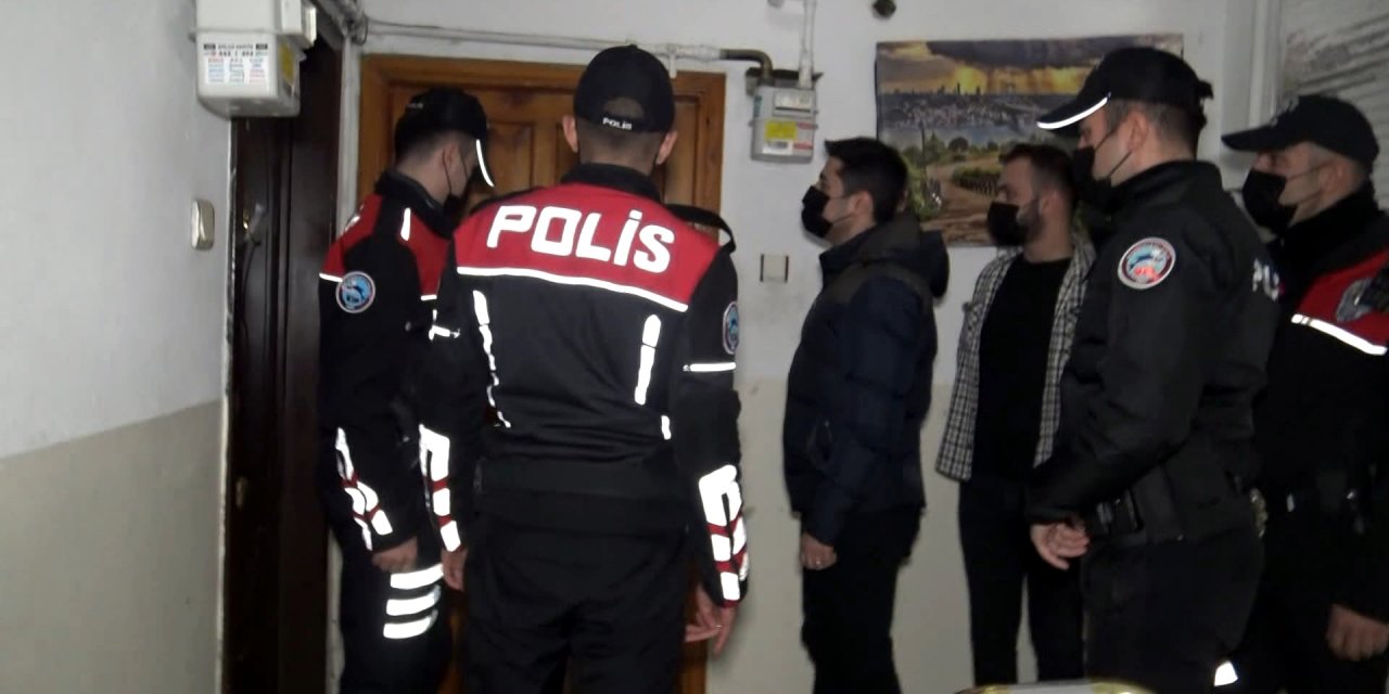 İstanbul - Avcılar’da 27 Yatak Konularak Kiralanan Ev Tahliye Edildi