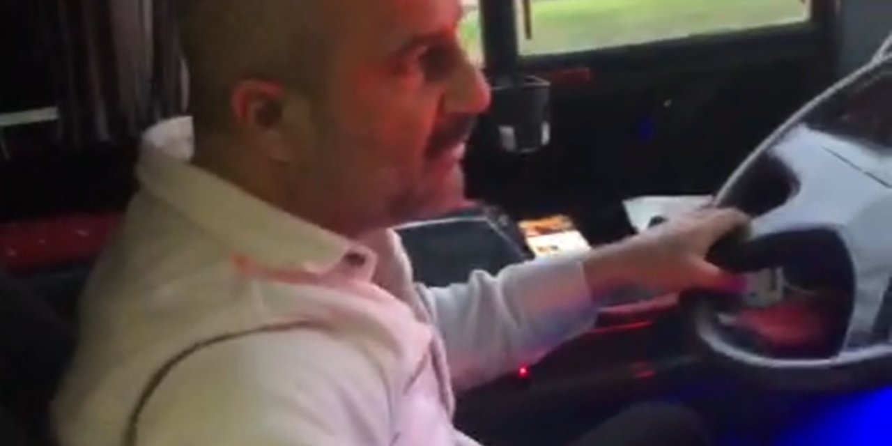 İstanbul - Sultanbeyli'de İett Şoförü Direksiyonu Bırakıp Yolcuya Saldırdı