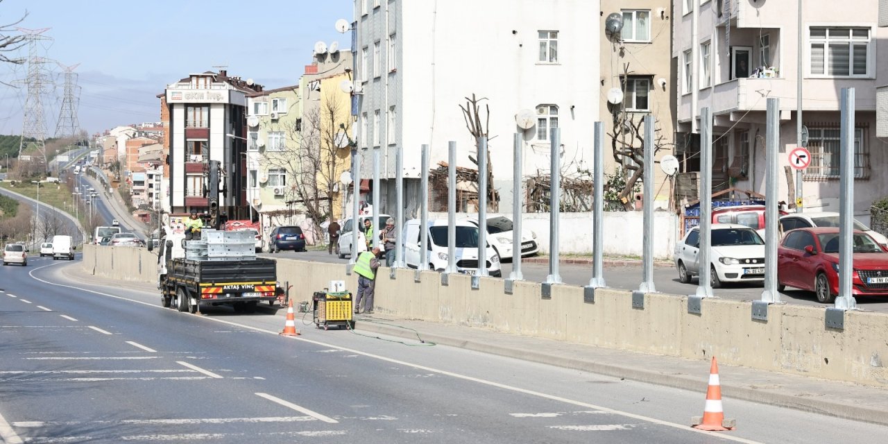 Sultangazi'de 'Gürültü Bariyeri' Çalışması Devam Ediyor