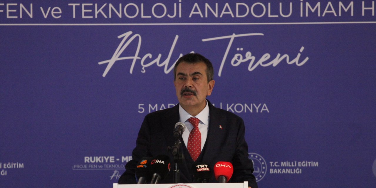 Bakan Tekin: Öğretmenlerimizin Fikirleri Doğrultusunda Bakanlık Politikalarını Revize Etmeye Çalışıyoruz (2)