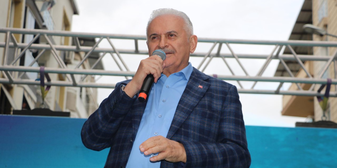 Binali Yıldırım: Büyükşehir İle Kemalpaşa Aynı Yöne Ve Hedefe Doğru Giderse Kemalpaşa'yı Uçururuz
