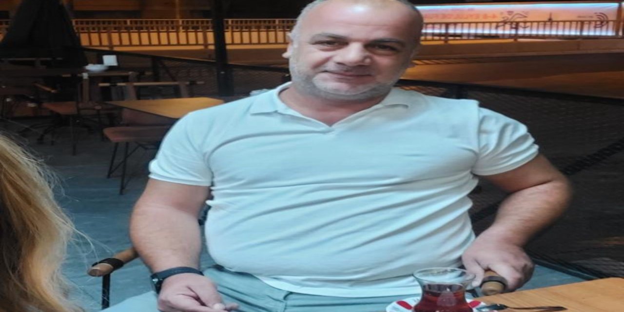 Önce Bariyere, Ardından Aydınlatma Direğine Çarpan Otomobilin Sürücüsü Öldü