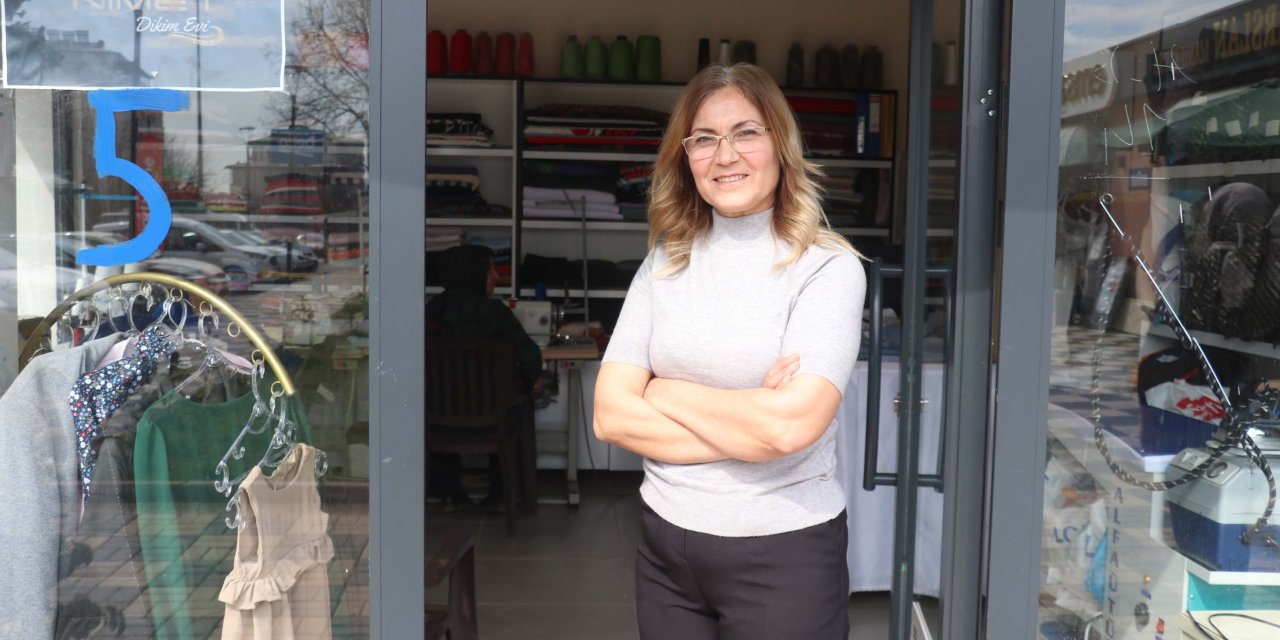 Depremzede Terzi, Konteyner Çarşıda Hayata Yeniden Başladı