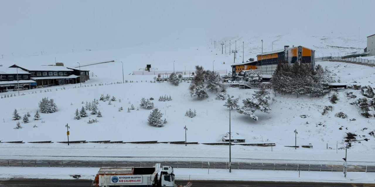 Erciyes'te Kar Kalınlığı 110 Santimetreye Ulaştı