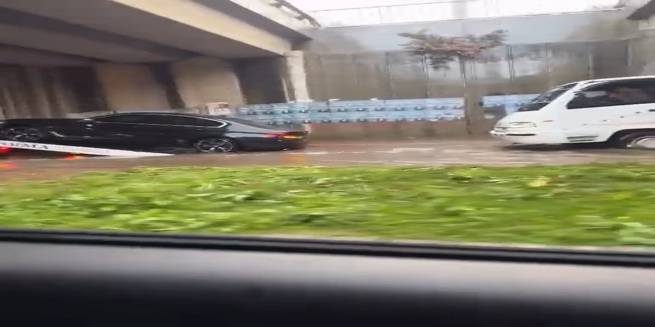 Adana'da Sağanak Hayatı Olumsuz Etkiledi, Yüksek Kesimlere Kar Yağdı