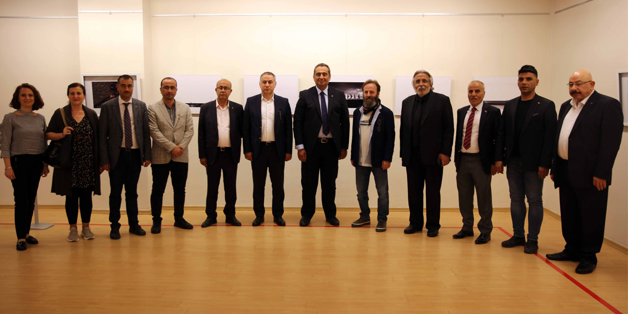 SANKO'da “Siyahtan Beyaza Yalnızlıklar” fotoğraf sergisi