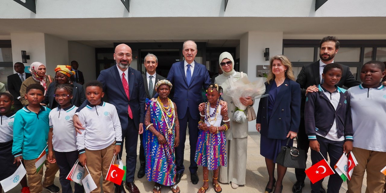 Tbmm Başkanı Kurtulmuş, Fildişi Sahili'nde Uluslararası Maarif Vakfı Okulu'nu Ziyaret Etti