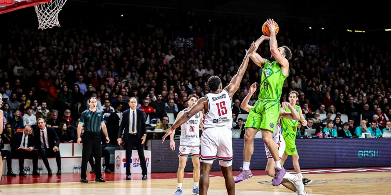 Cholet Basket - Tofaş: 77-74