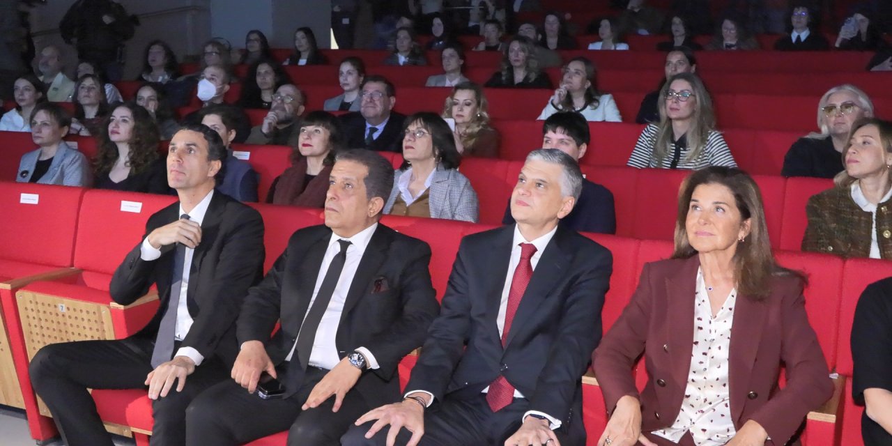 İstanbul- İstanbul Modern'de Kız Öğrencilere Yönelik Eğitim Projesi; Bir Hayalin İzinde